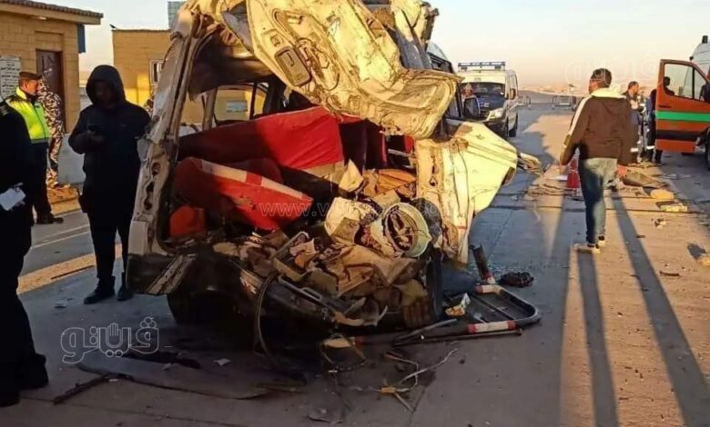 كارثة في السويس.. مصرع 8 أشخاص بعد اصطدام قطار بسيارة واشتعال النيران في موقع الحادث 1 512