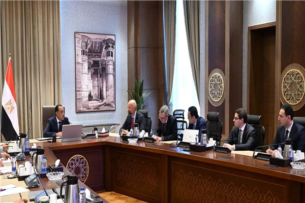 مدبولي يبحث مع مسؤولي "سكاتك" النرويجية خطط التوسع في مشروعات الطاقة والنظيفة. 1 مدبولي