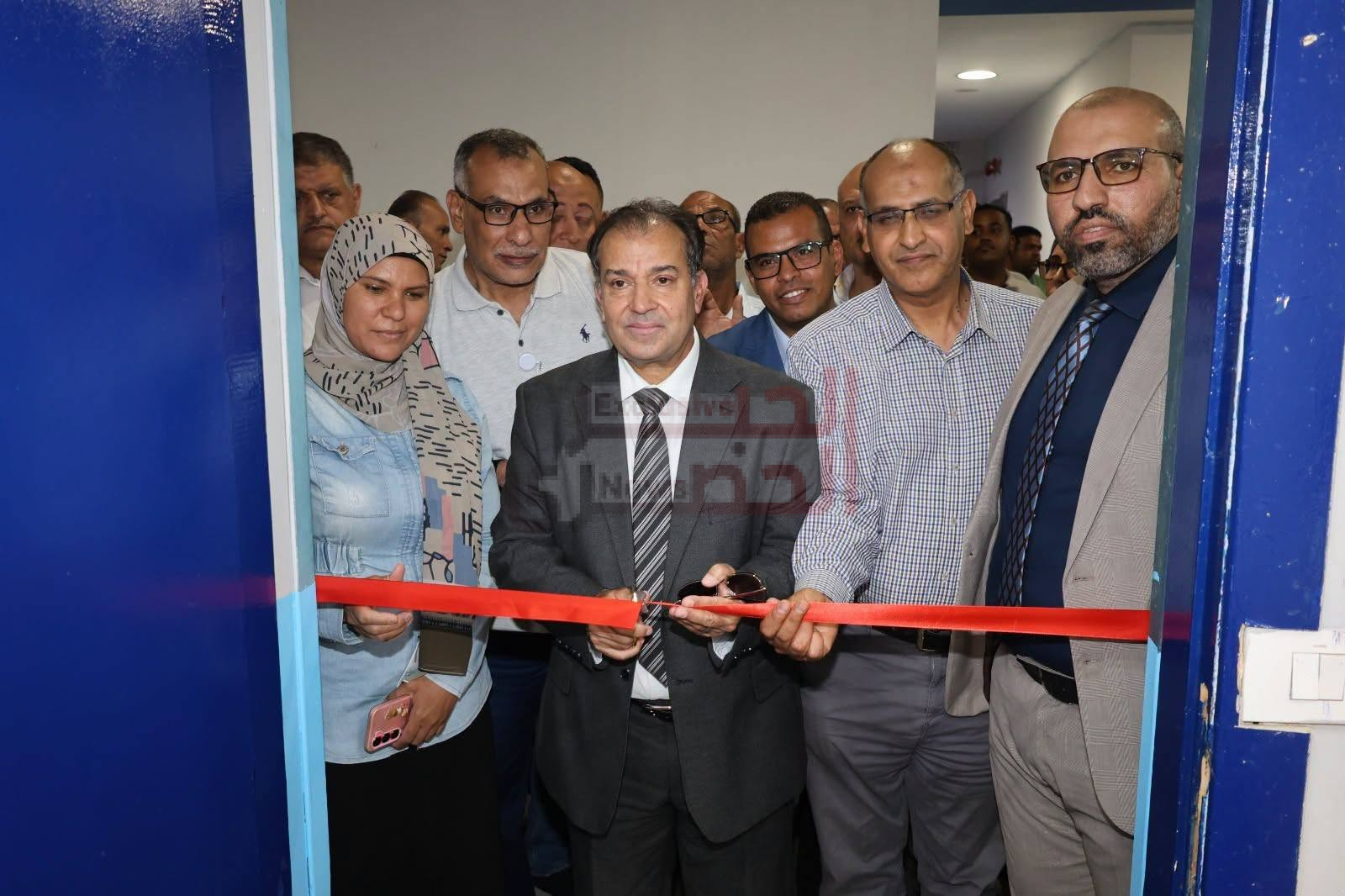 رئيس جامعة قنا يفتتح غرفة الإنعاش القلبي الرئوي بمستشفى المرزوق.. ويتابع إنشاء وحدة عناية مركزة جديدة بسعة 25 سريرا 5 2 10