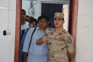 جامعة الإسكندرية تنظم حملة للتبرع بالدم بكلية الأعمال بالتعاون مع قوات الدفاع الشعبي والعسكري 3 2 6
