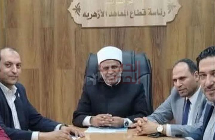 رئيس قطاع المعاهد الأزهرية يتابع خطة تطوير مناهج اللغة الفرنسية تمهيدا لتطبيقها بالمرحلة الابتدائية 1 FB IMG 1783642018916