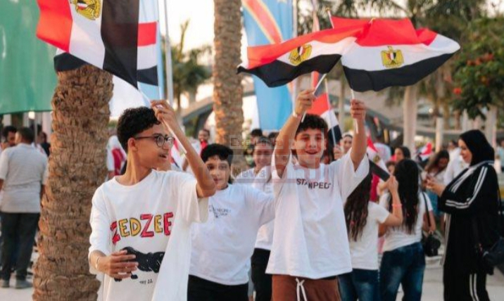 بدء توافد الجماهير إلى مدينة العلمين الجديدة لاستقبال بعثة منتخب مصر 1 IMG 20260710 091613