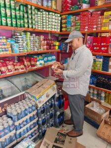 تموين الإسماعيلية يضبط أحد المخابز لتصرفهم في ٢ طن من الدقيق البلدي المدعم بهدف التربح والاستيلاء على الدعم المقدم للمواطنين 2 جج 2