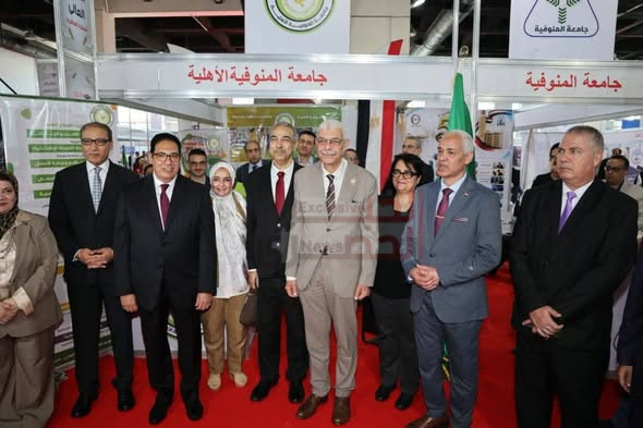 جامعة المنوفية الأهلية تشارك في النسخة العاشرة من معرض التعليم العالي لاستعراض برامجها الأكاديمية ورؤيتها التعليمية المستقبلية 1 55 3