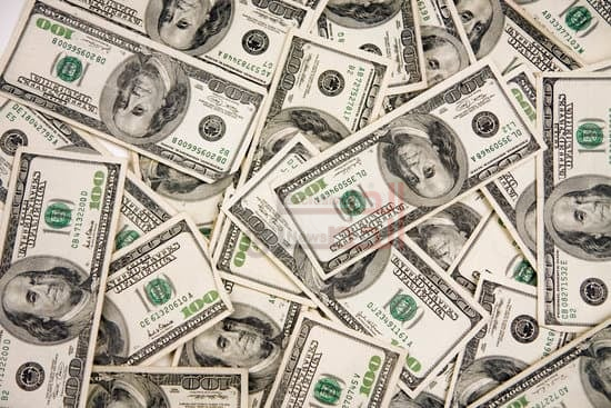 عاجل.. تعرف على سعر الدولار مقابل الجنيه خلال التعاملات الصباحية 1 6 3