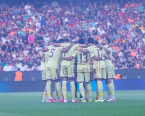 الأهلي وبرشلونة 