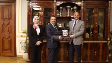 *رئيس جامعة الإسكندرية يزور مديرية أمن الإسكندرية لتهنئة مدير الأمن بتوليه مهام منصبه الجديد* 5 طكك
