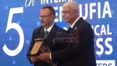 رئيس جامعة المنوفية يفتتح فعاليات المؤتمر الدولي الخامس لقسم جراحة المخ والأعصاب بكلية الطب 6 FB IMG 1788592313452